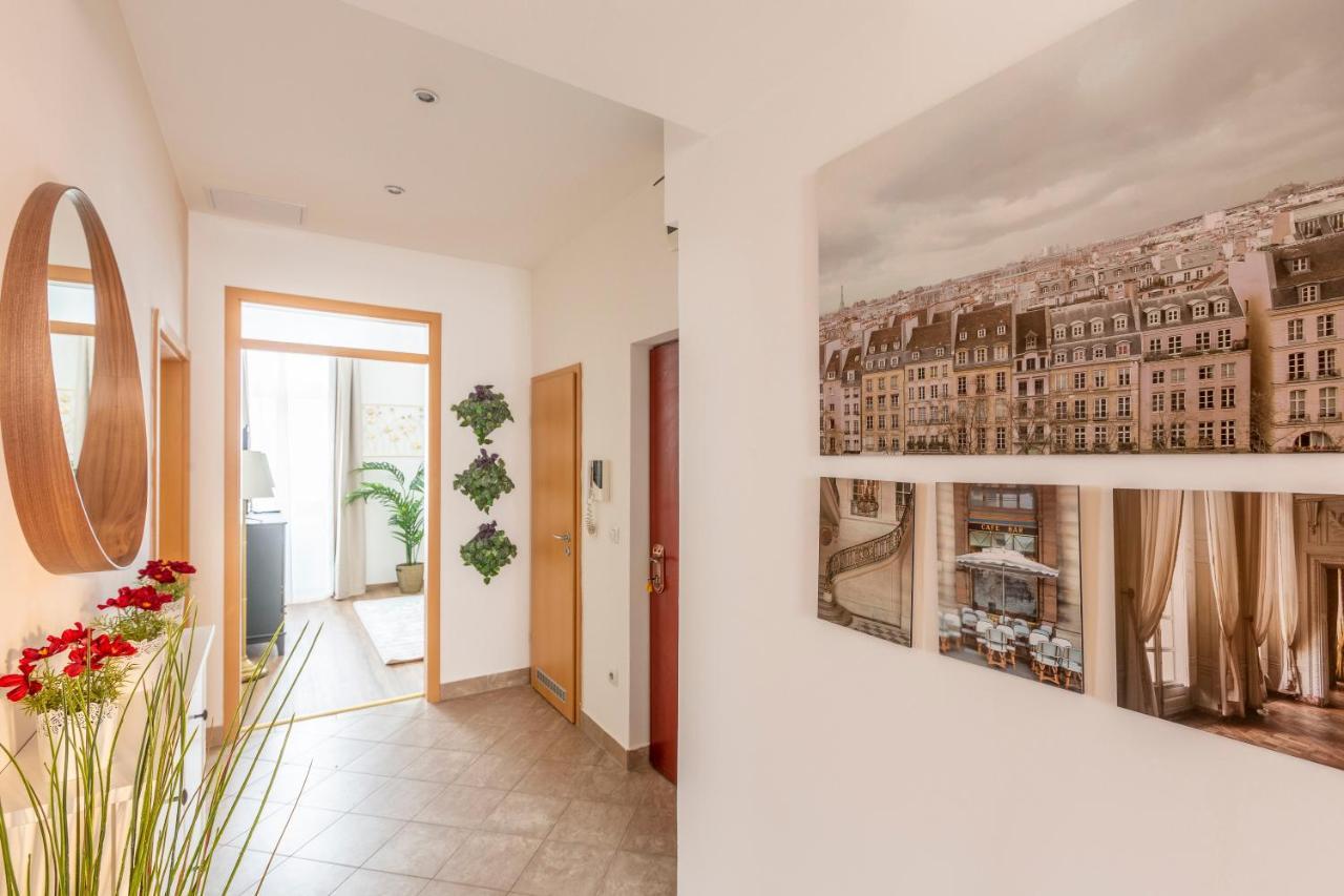 Explore Budapest From A Luxurious Cozy Apartment Eksteriør bilde